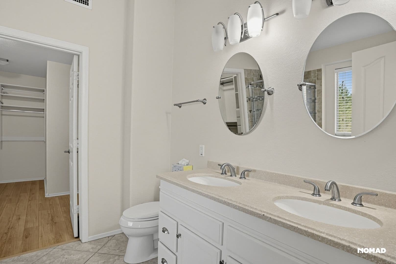 Gilbert House: 141 S Quartz St