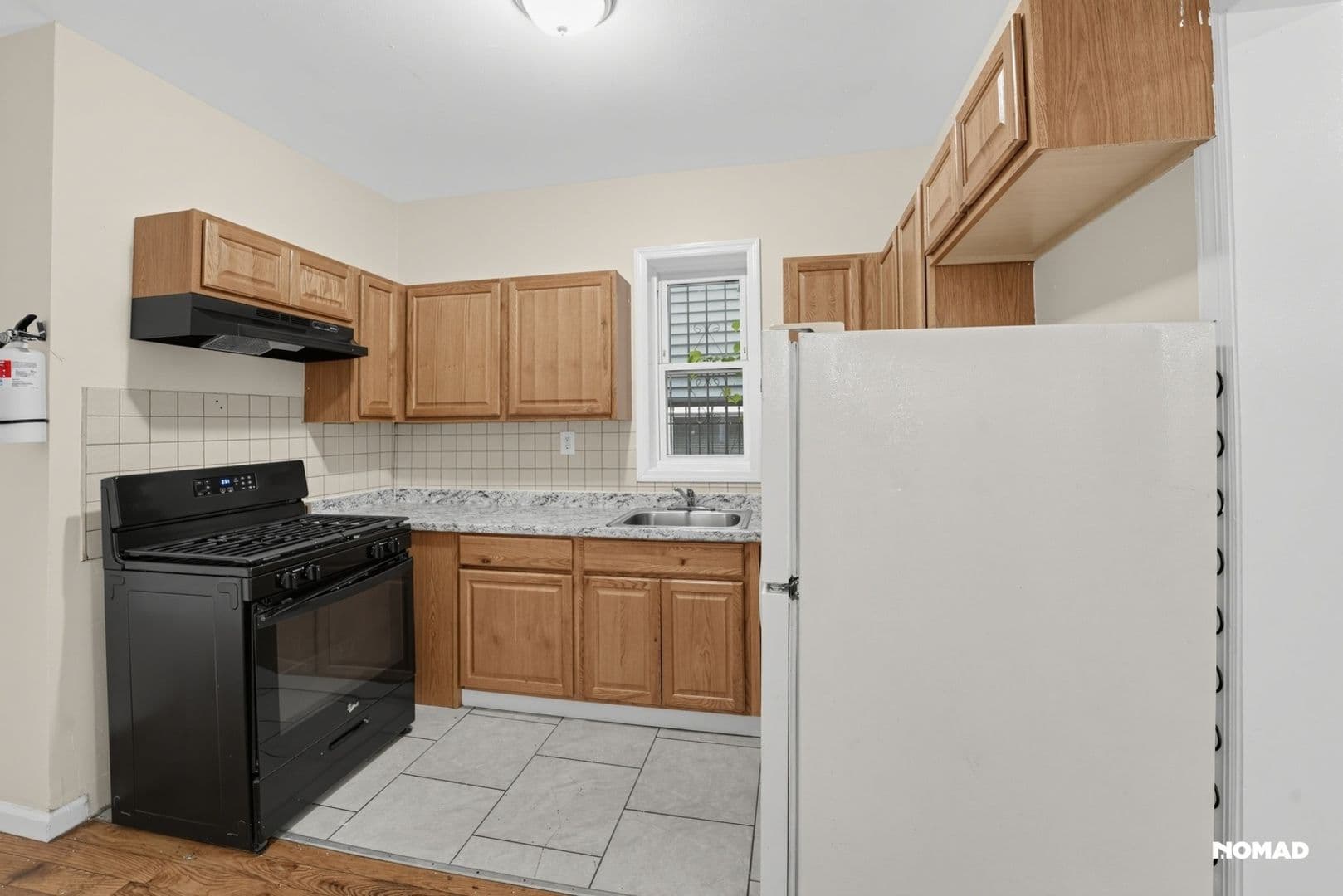 Newark Townhome: 72 Norwood St
