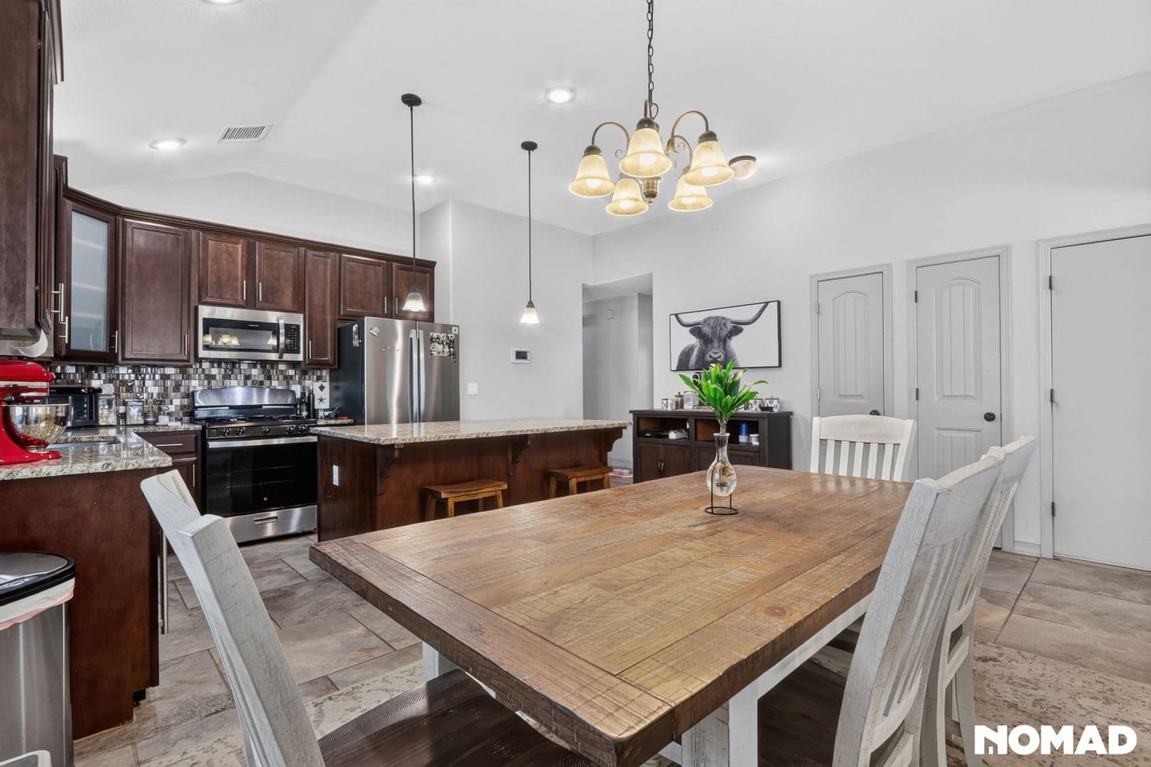 El Paso House: 12485 Chamberlain Dr