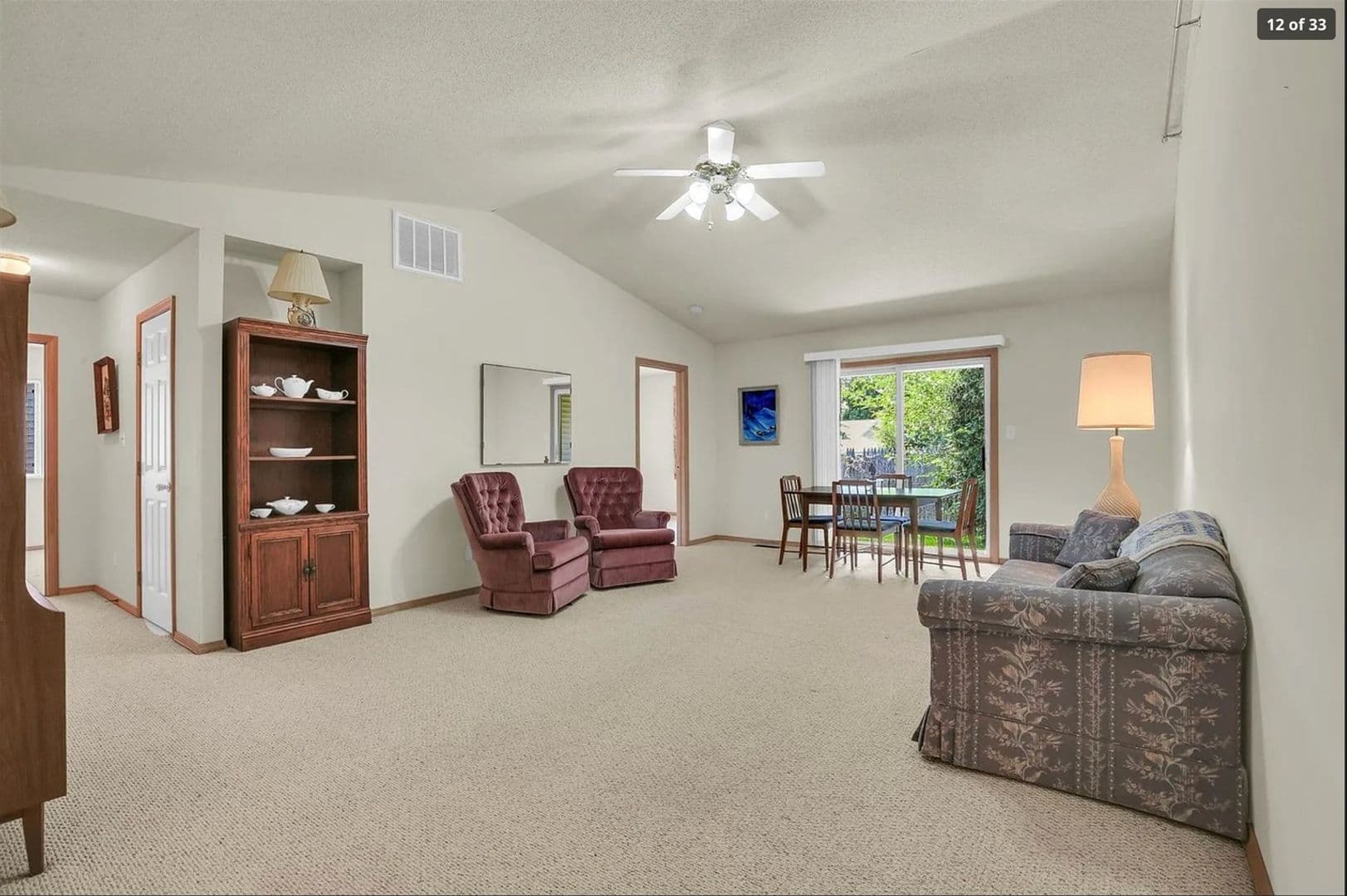 Urbana House: 1801 Glenwood Oaks Ct