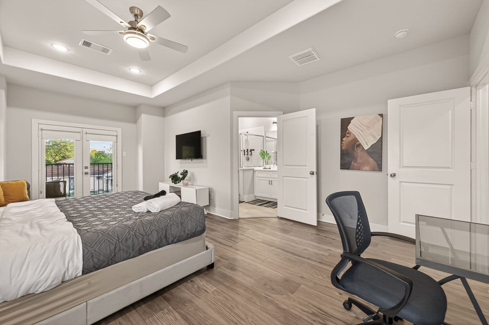 Houston Townhome: 4221 Galesburg St