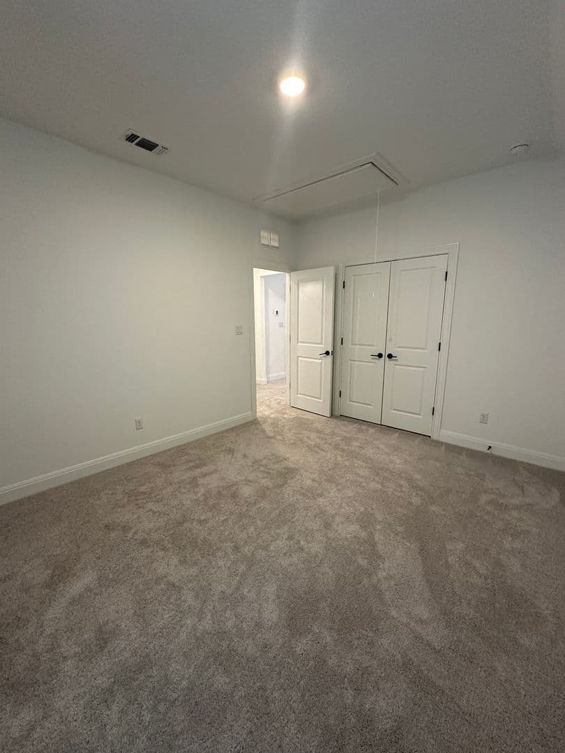 Liberty Hill House: 240 Canyoncrest Way