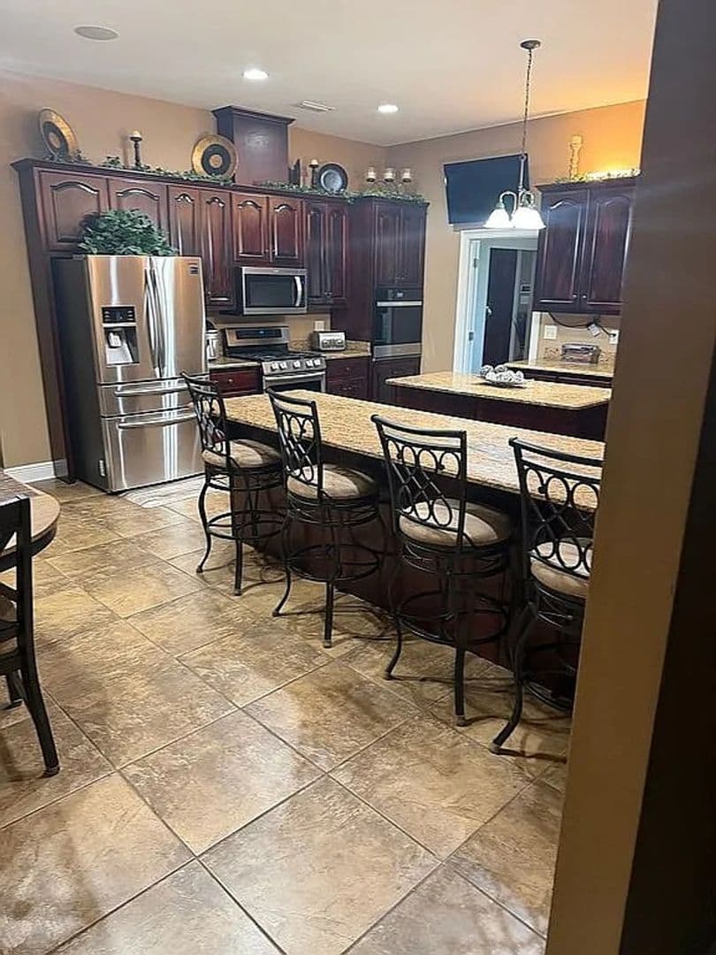 Mobile House: 7112 Raleigh Blvd