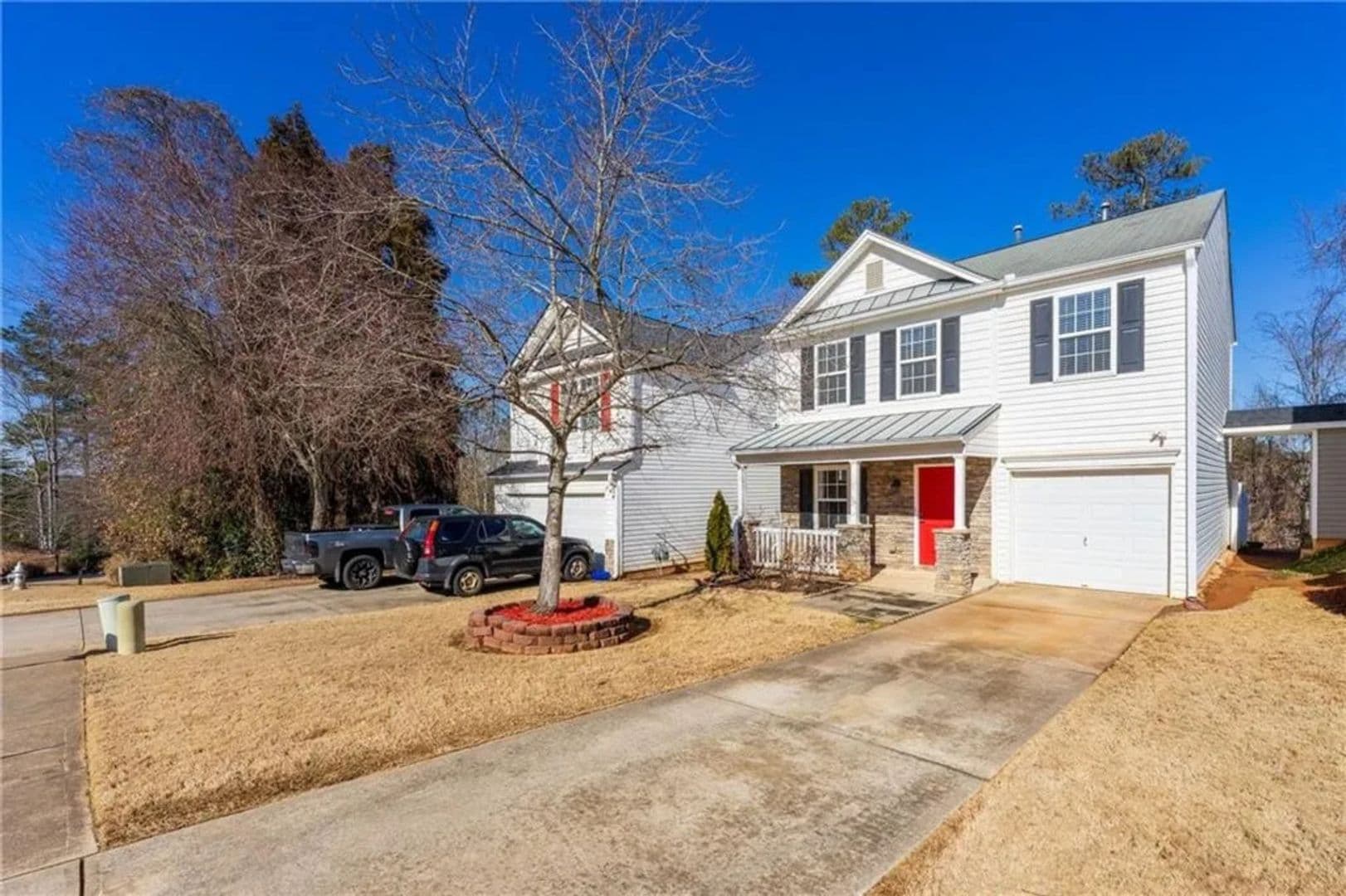 Cumming House: 5125 Sky Ridge Way