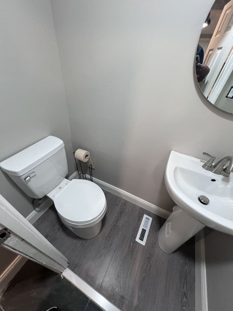 Philadelphia Townhome: 105 Carson St
