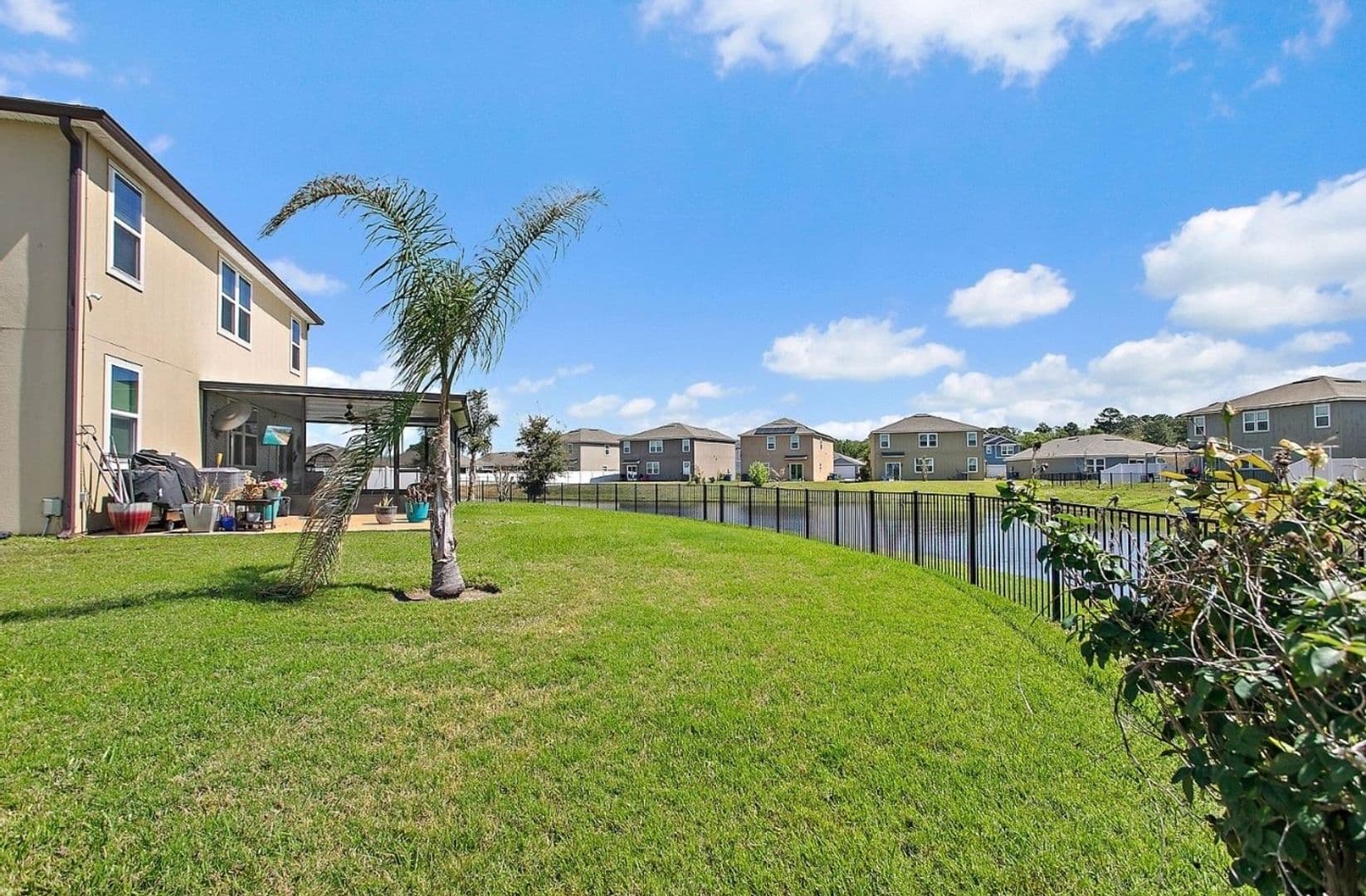 Jacksonville House: 3512 Guppy Ct