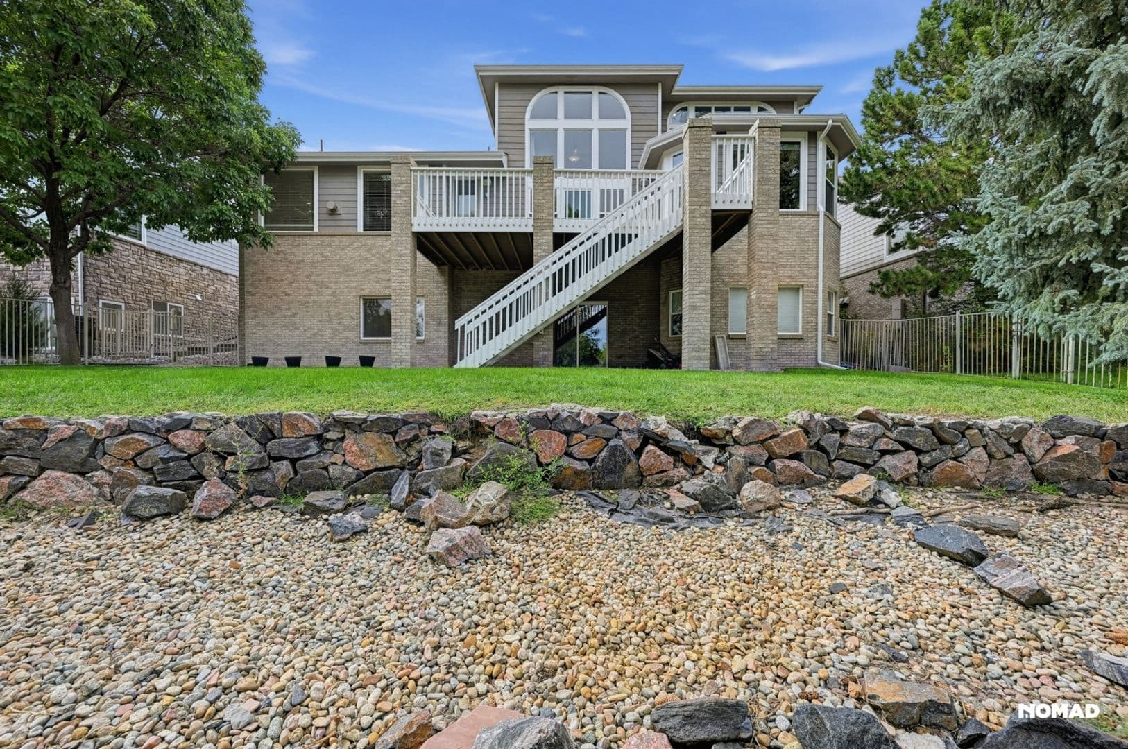 Aurora House: 21955 E Costilla Dr