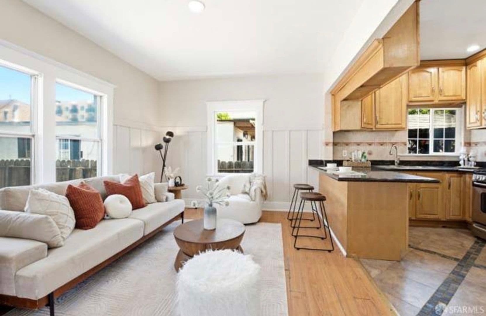 Richmond House: 425 22nd St