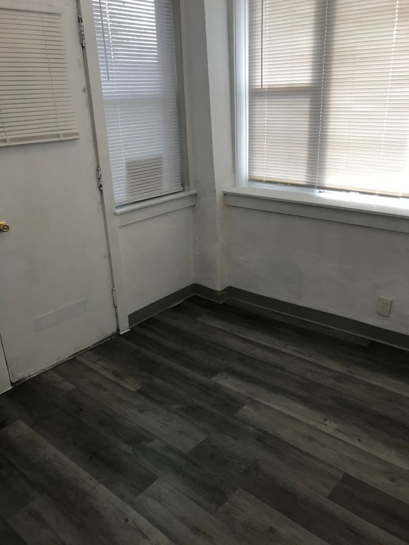 Philadelphia Townhome: 4832 E Roosevelt Blvd