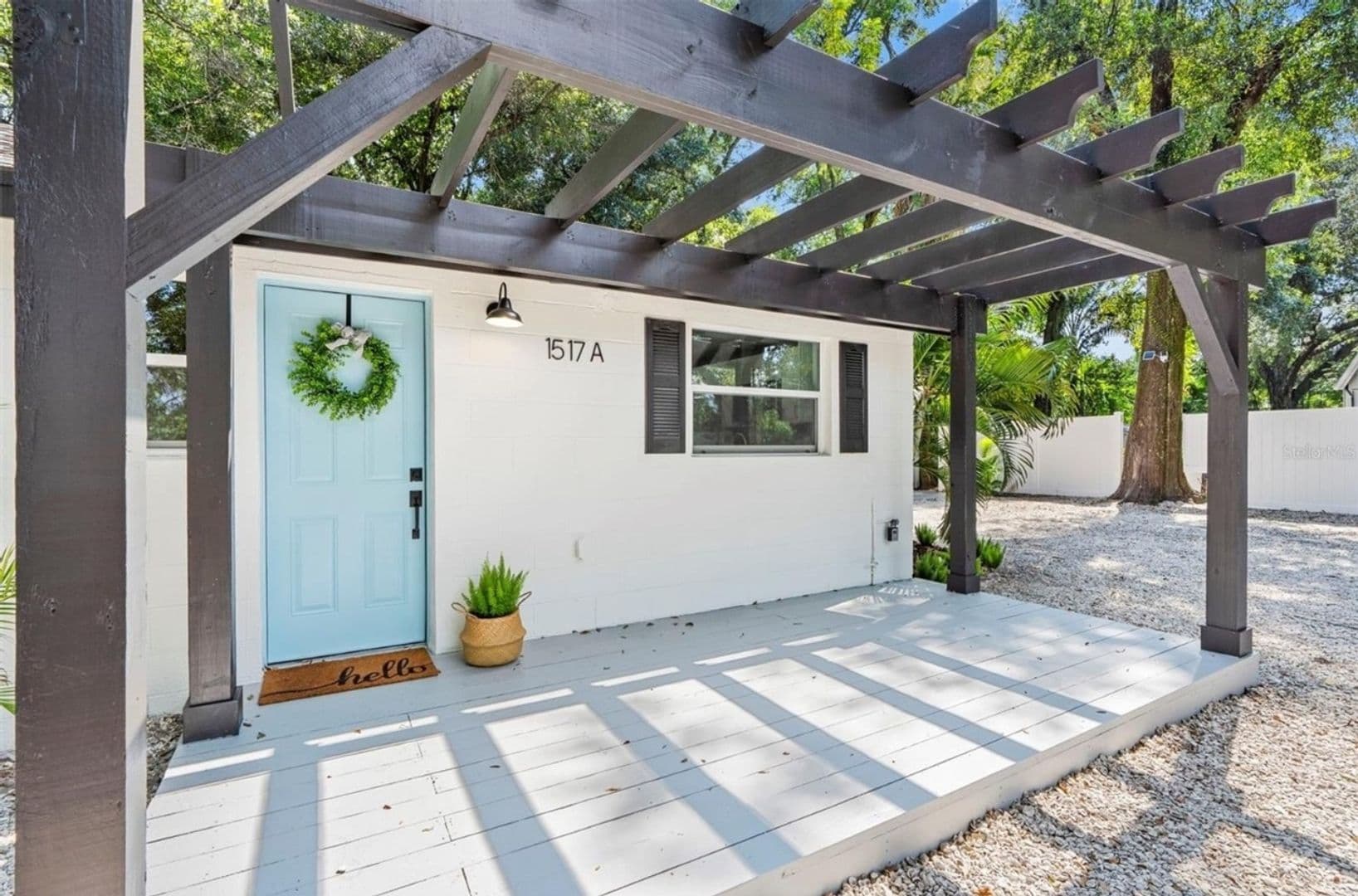 Tampa House: 1517 E Giddens Ave
