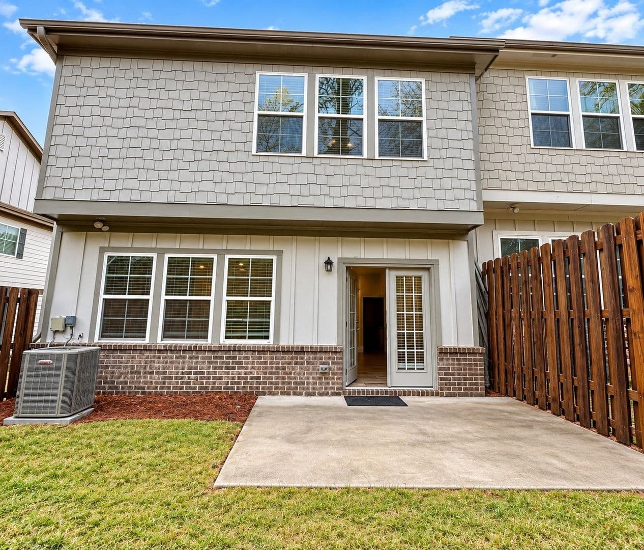 Marietta Townhome: 438 Bannon Way