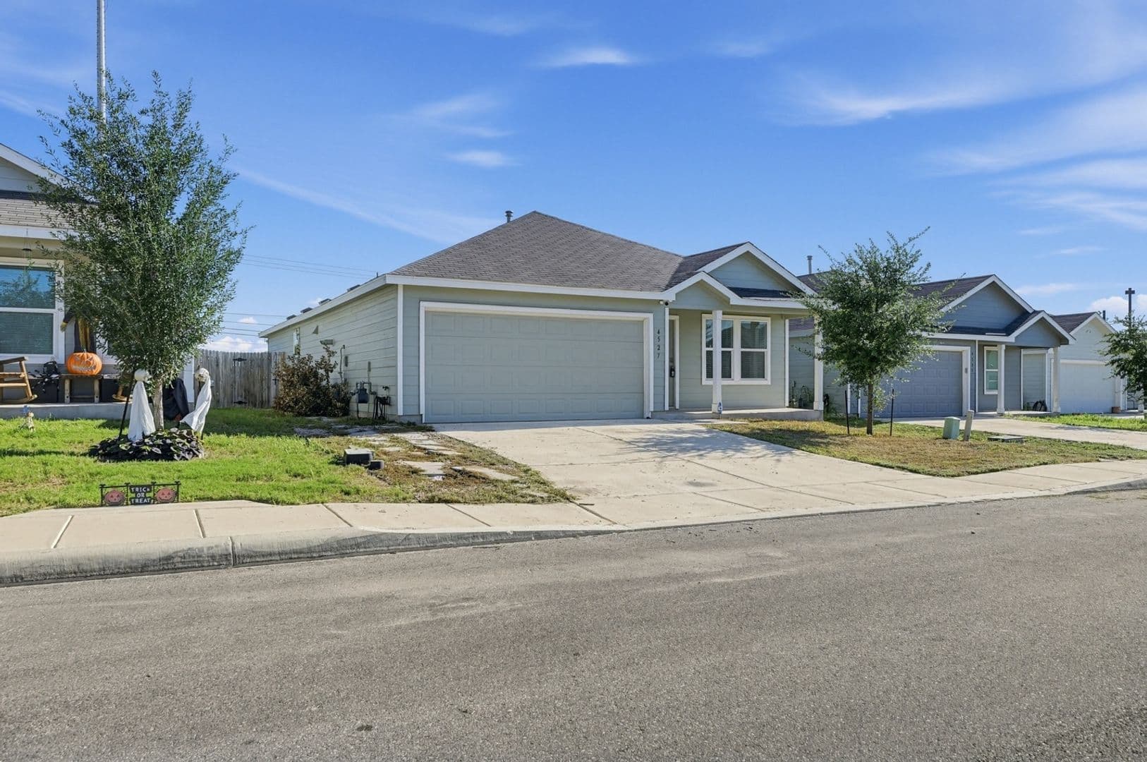 San Antonio House: 4527 Azure Pl