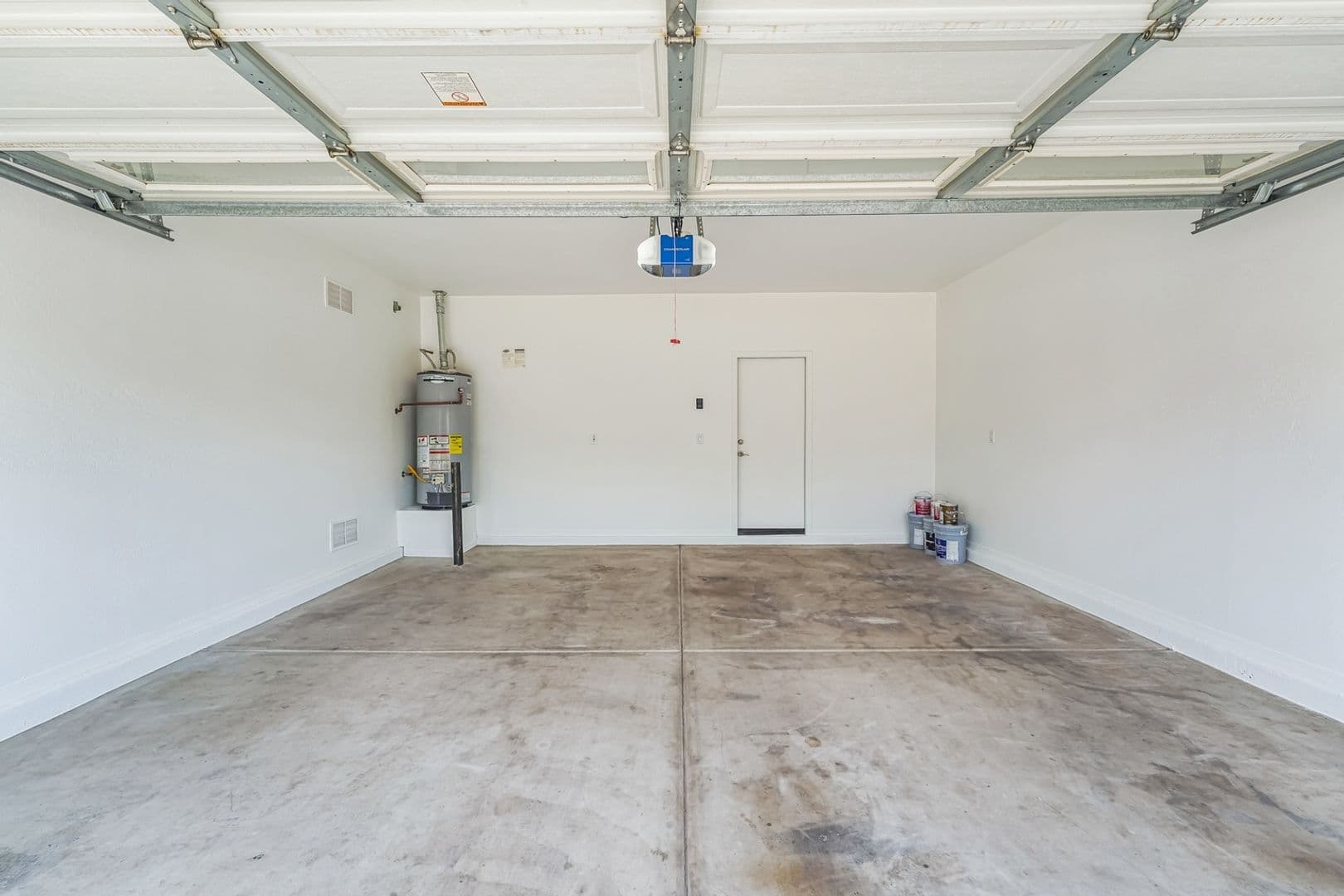 Gilbert House: 1268 E Birdland Dr