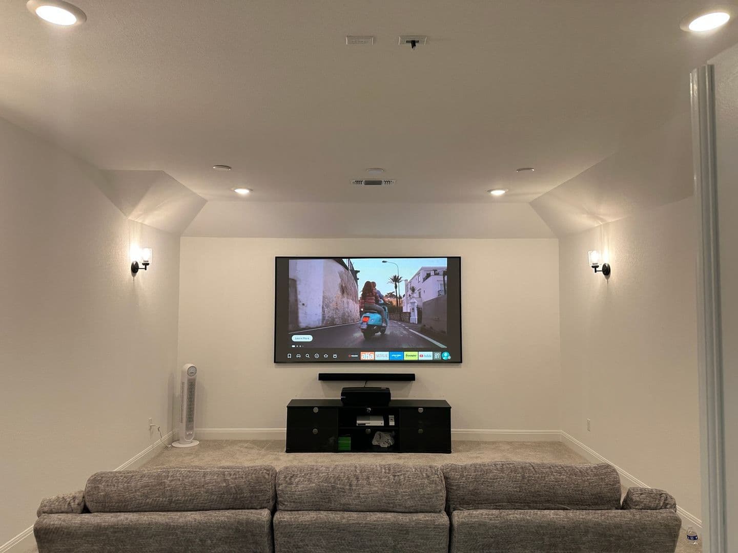 Liberty Hill House: 240 Canyoncrest Way