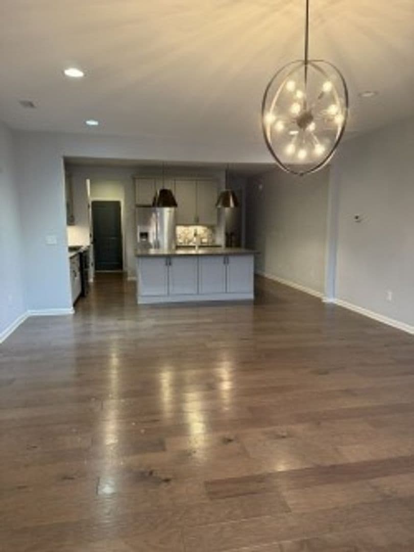 Durham House: 1006 Beyer Pl
