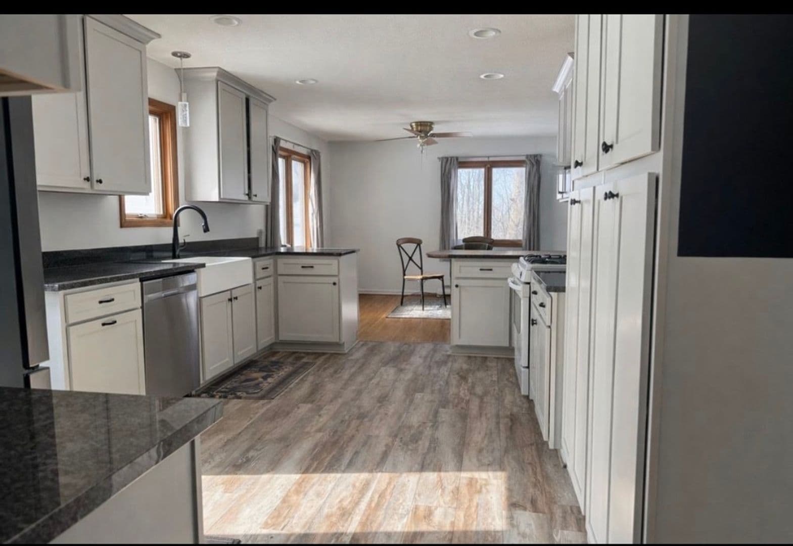 Prior Lake House: 17742 Fairlawn Ave