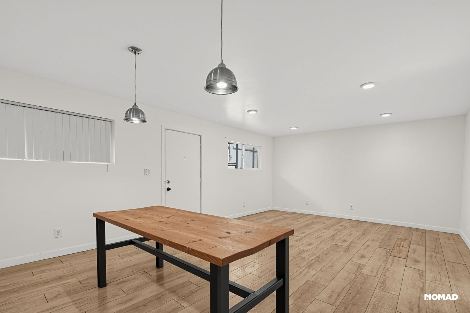 Long Beach Townhome: 2326 Locust Ave