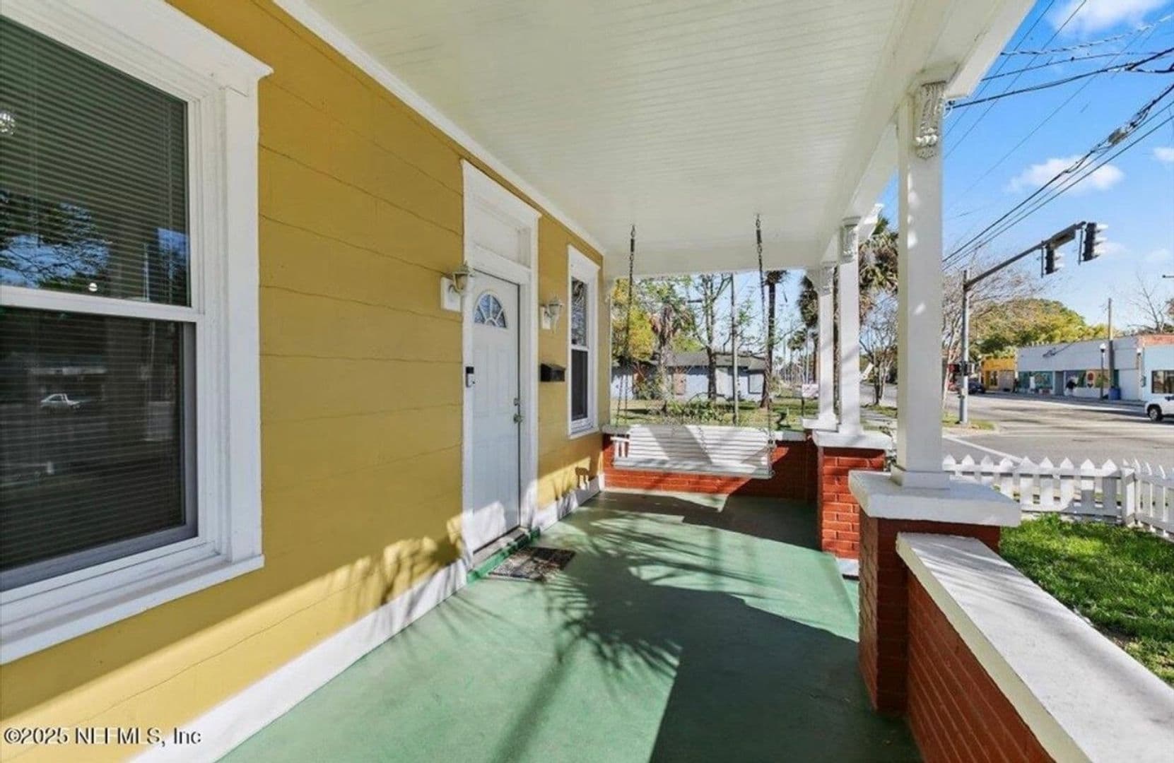 Jacksonville House: 1766 N Myrtle Ave