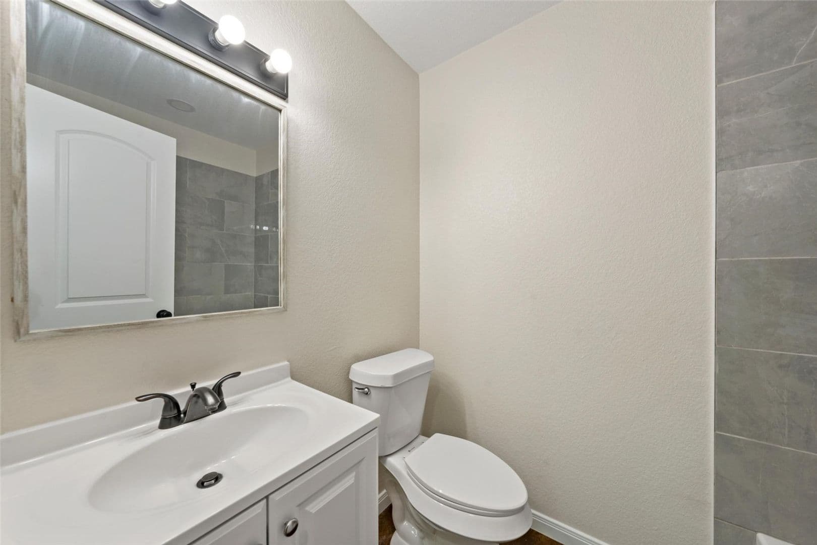 Waco Townhome: 1716 N 12th St