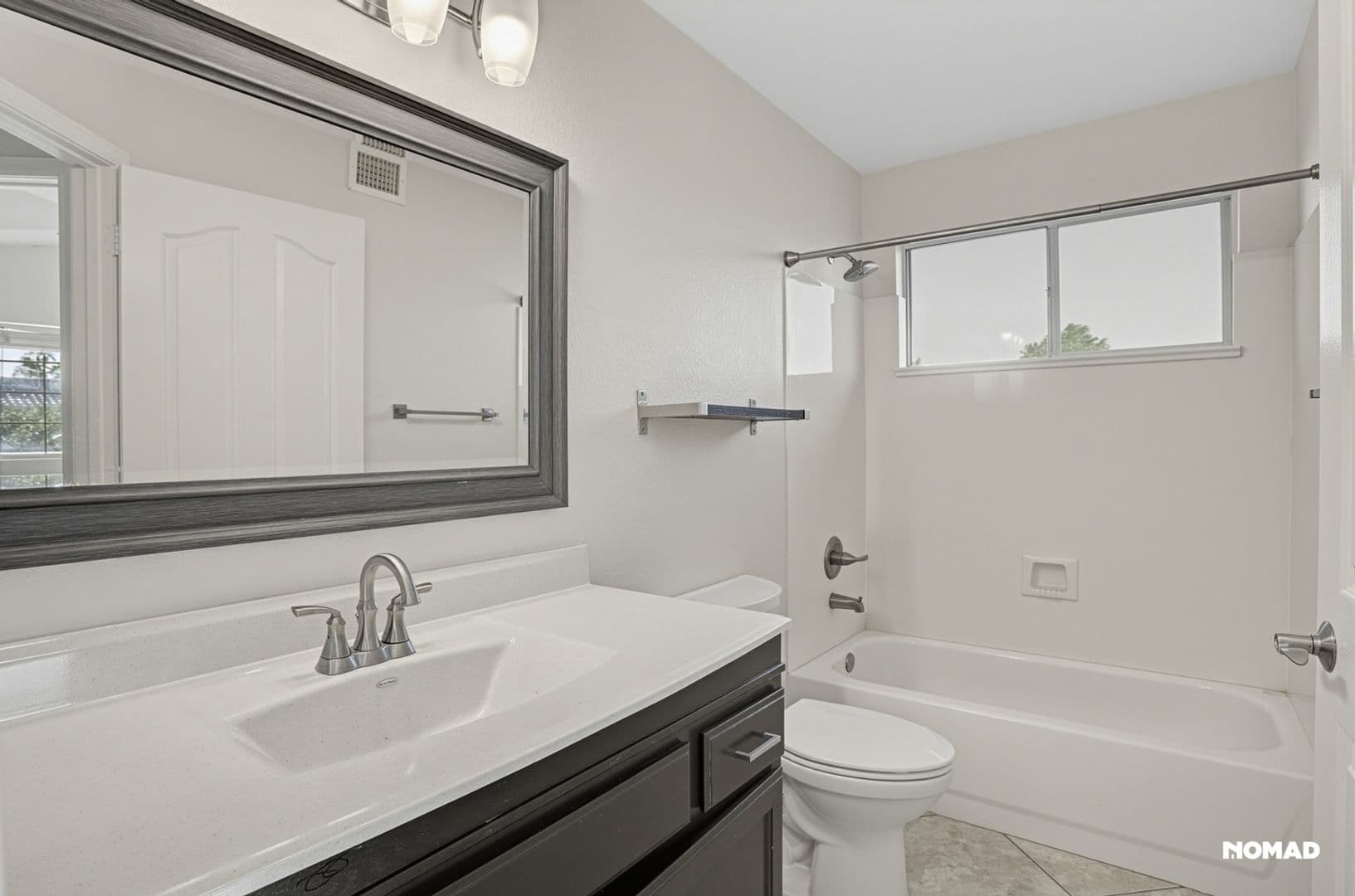 Gilbert House: 141 S Quartz St