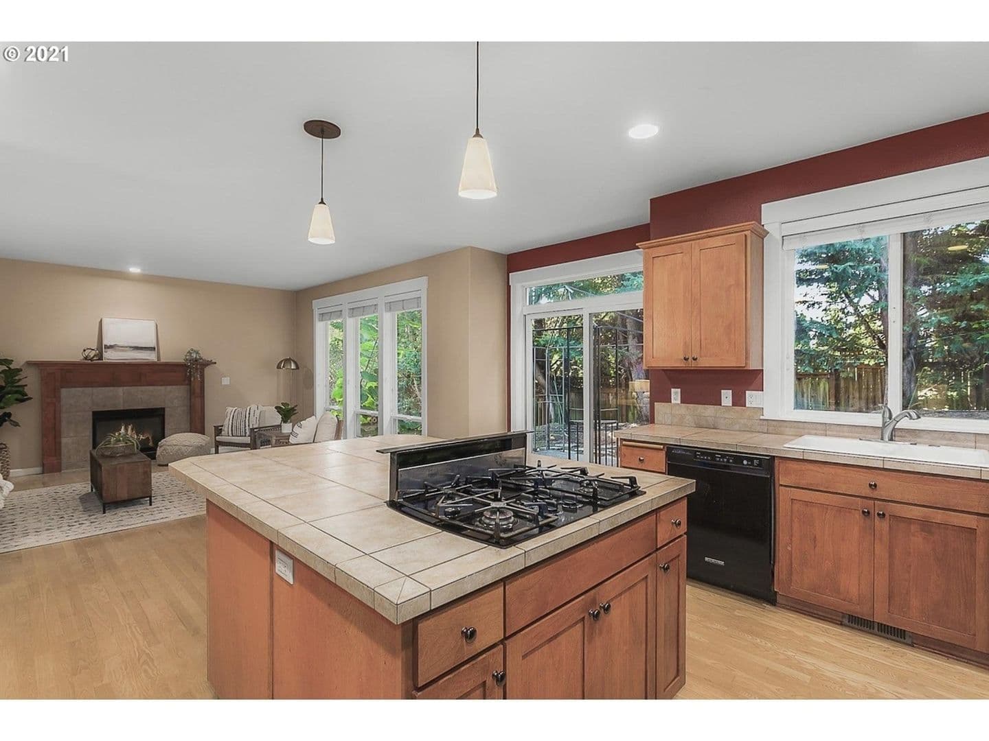 Portland House: 11422 SW Laurel Glen Ct
