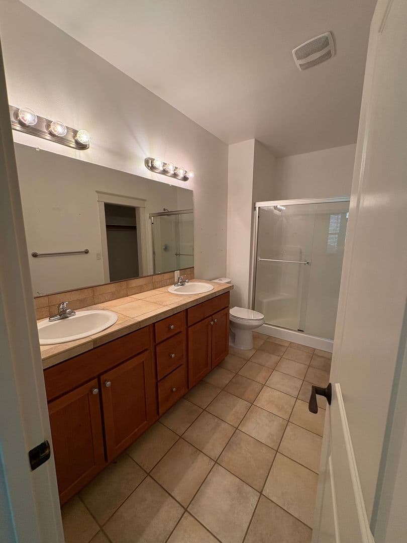 West Linn Condo: 3650 Summerlinn Dr