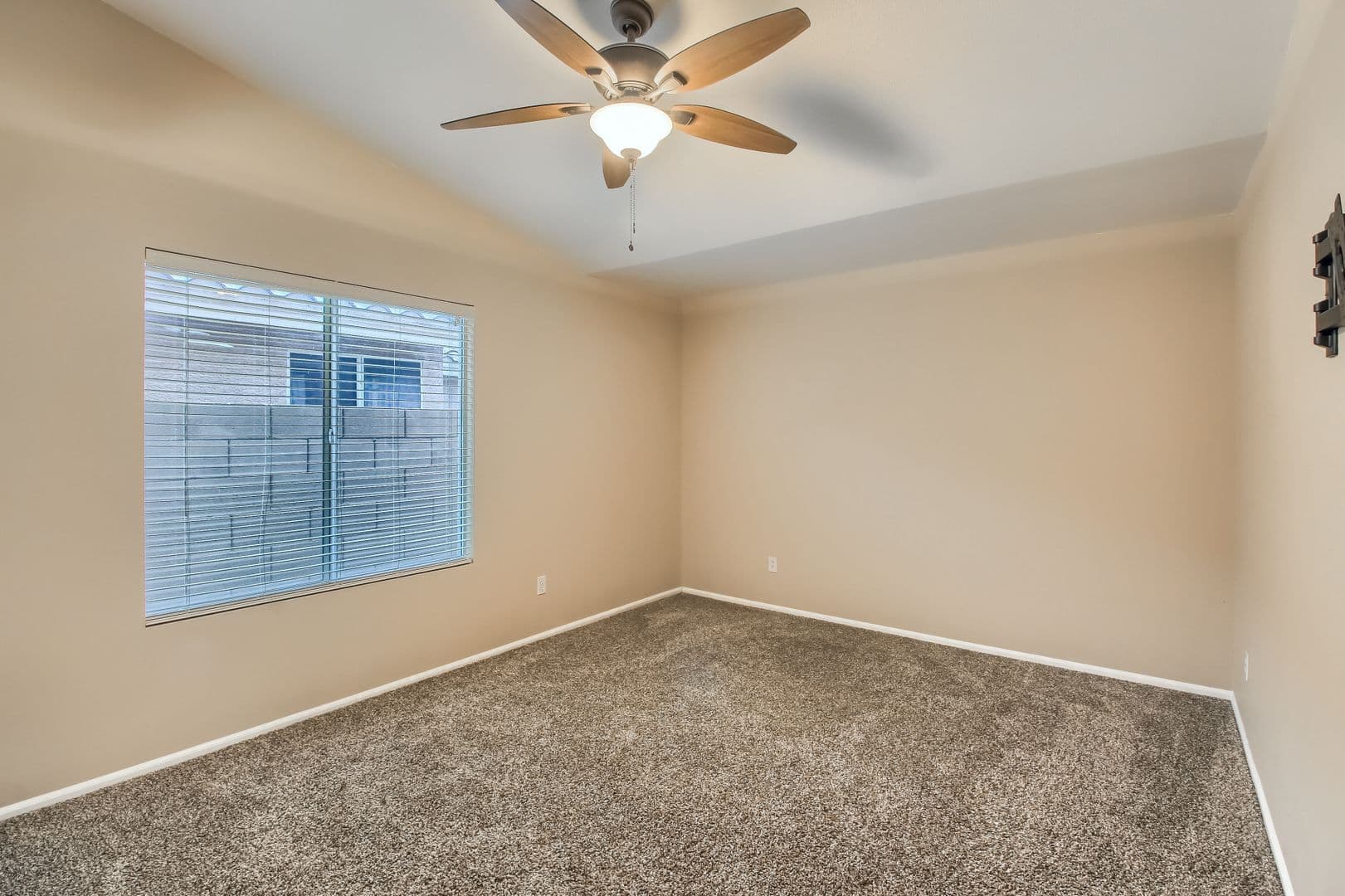 Phoenix House: 3033 E Wahalla Lane