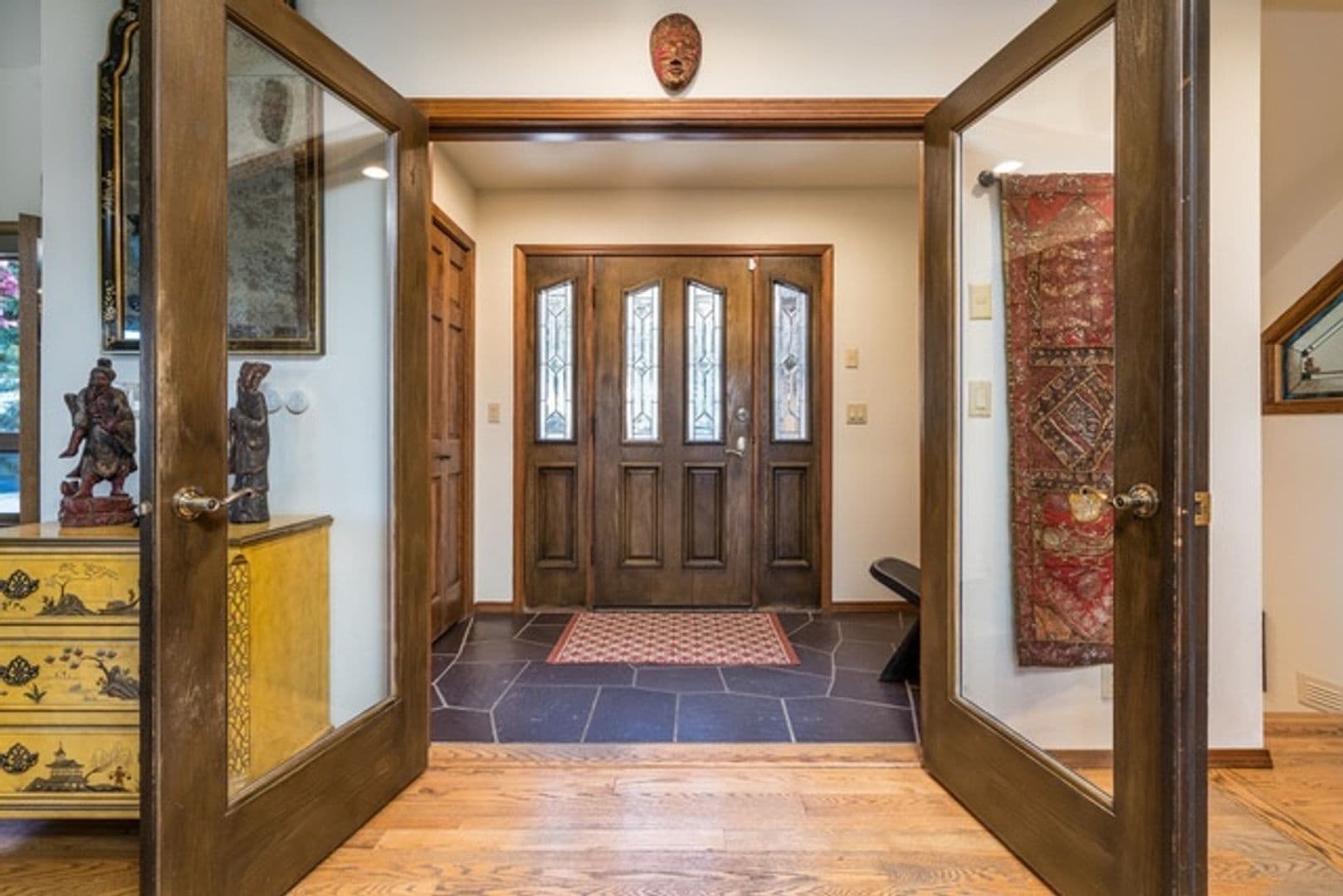 Bend House: 2889 Nw Starview Dr