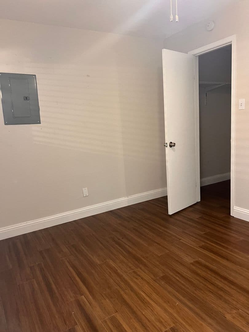 Austin Condo: 1840 Burton Dr