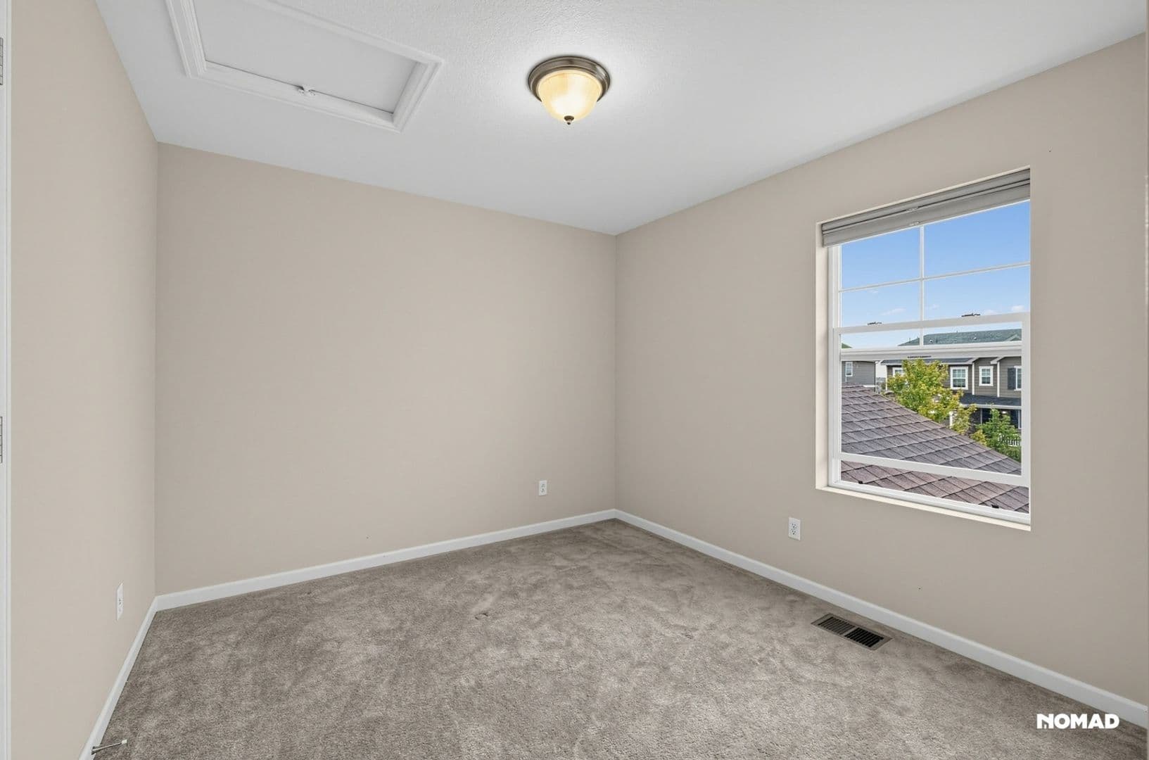 Aurora House: 7281 S Old Hammer Way