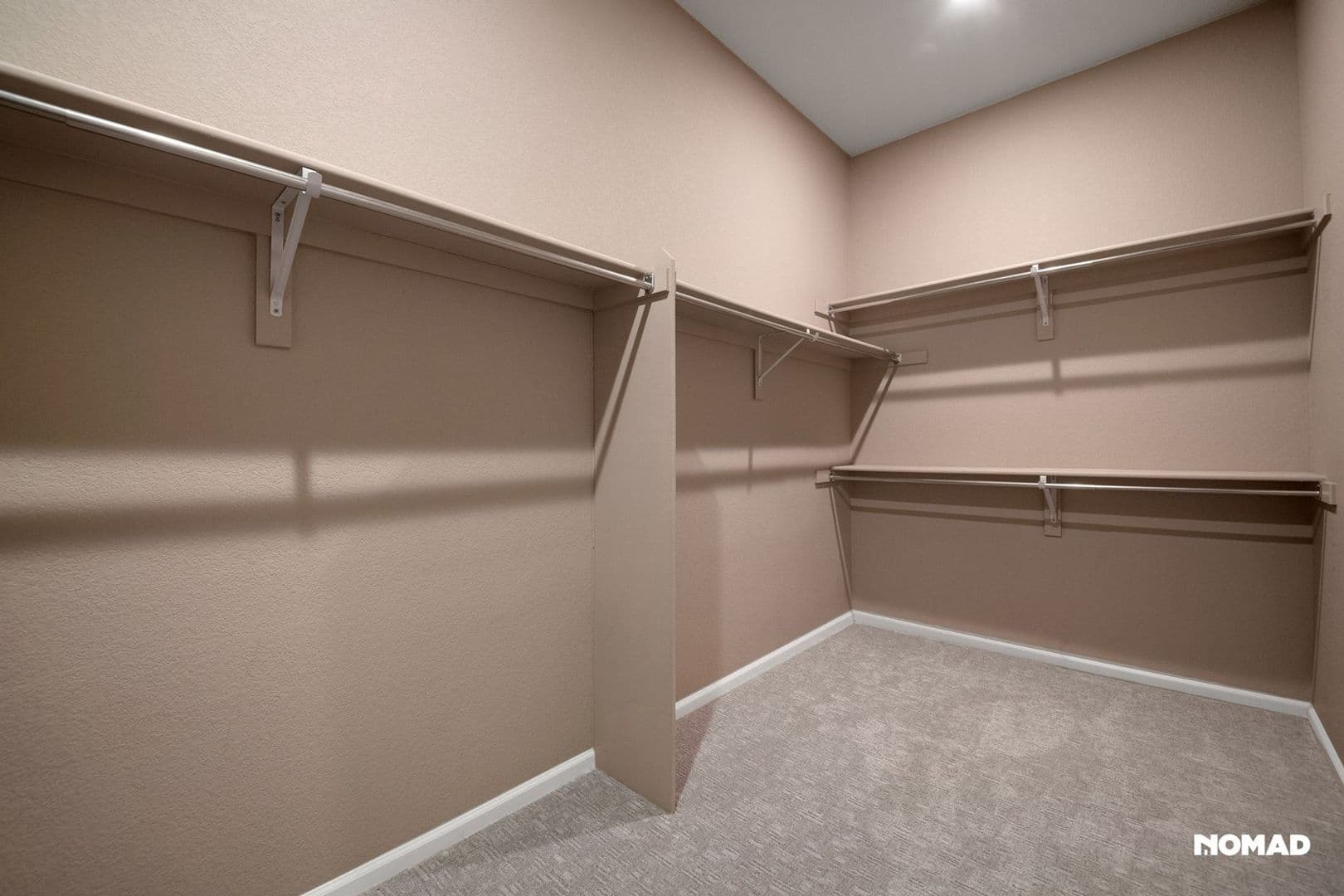 Aurora House: 26926 E Davies Pl