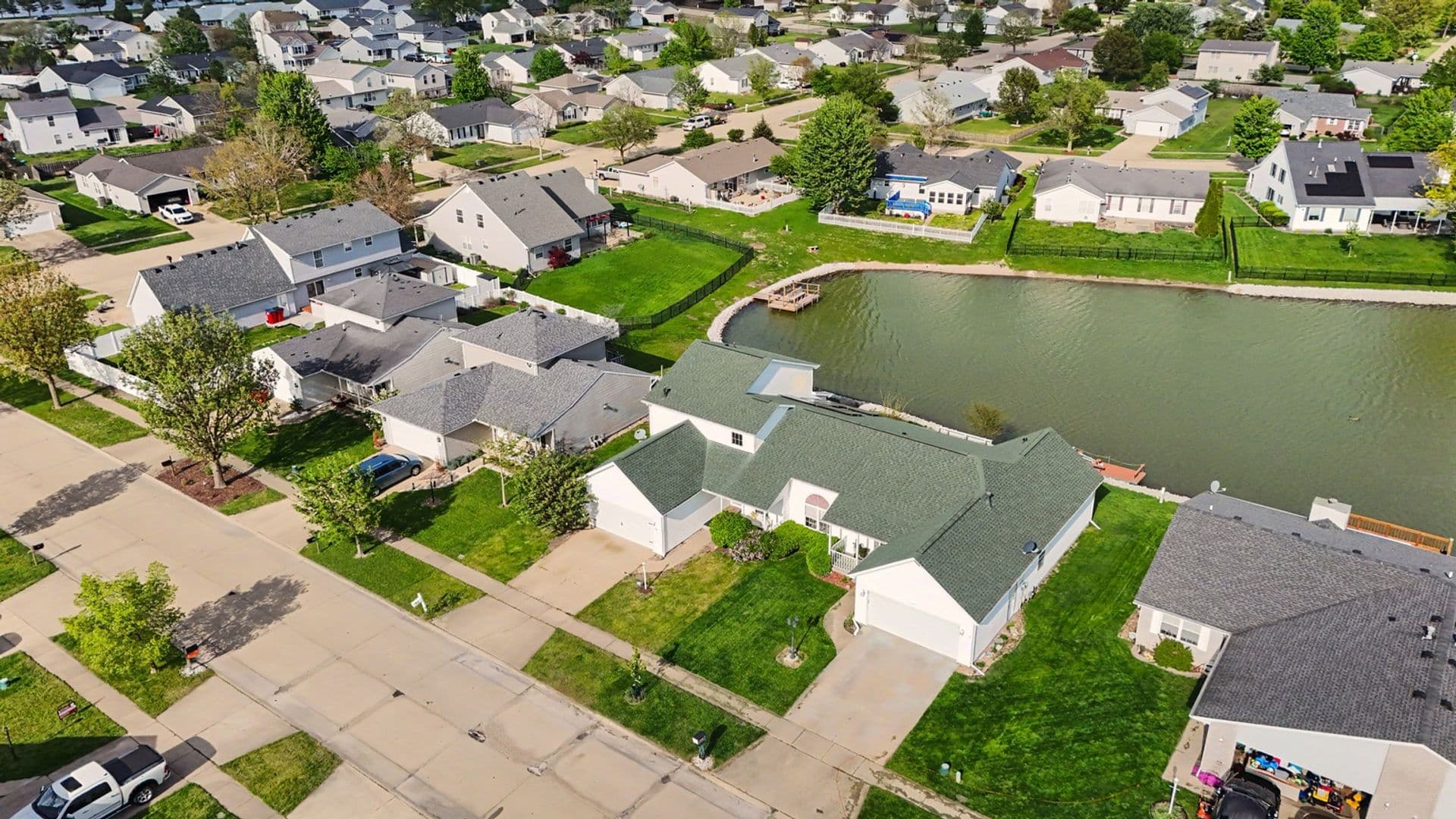 Champaign House: 708 Erin Dr