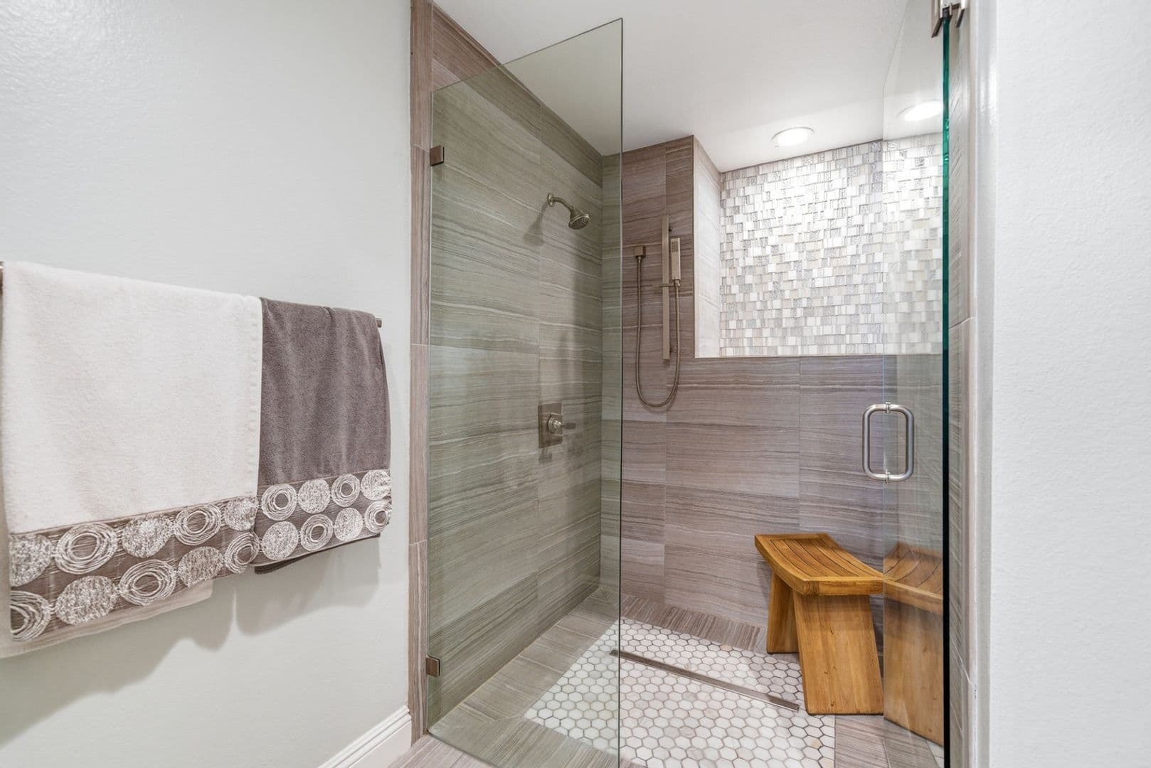 Costa Mesa Condo: 870 Deep Crk