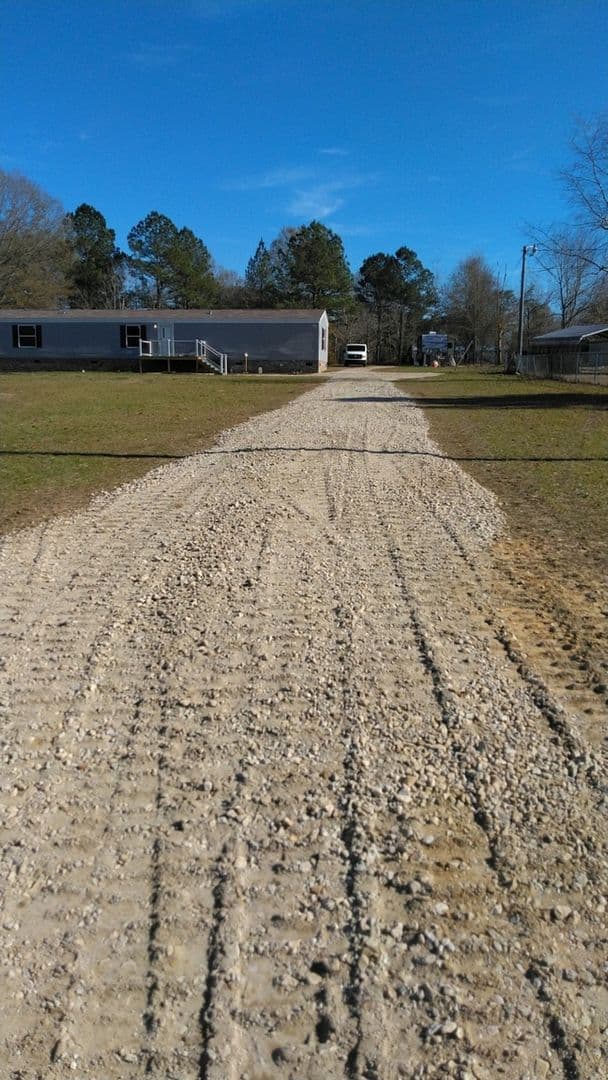Waynesboro House: 292 N Plantation Rd