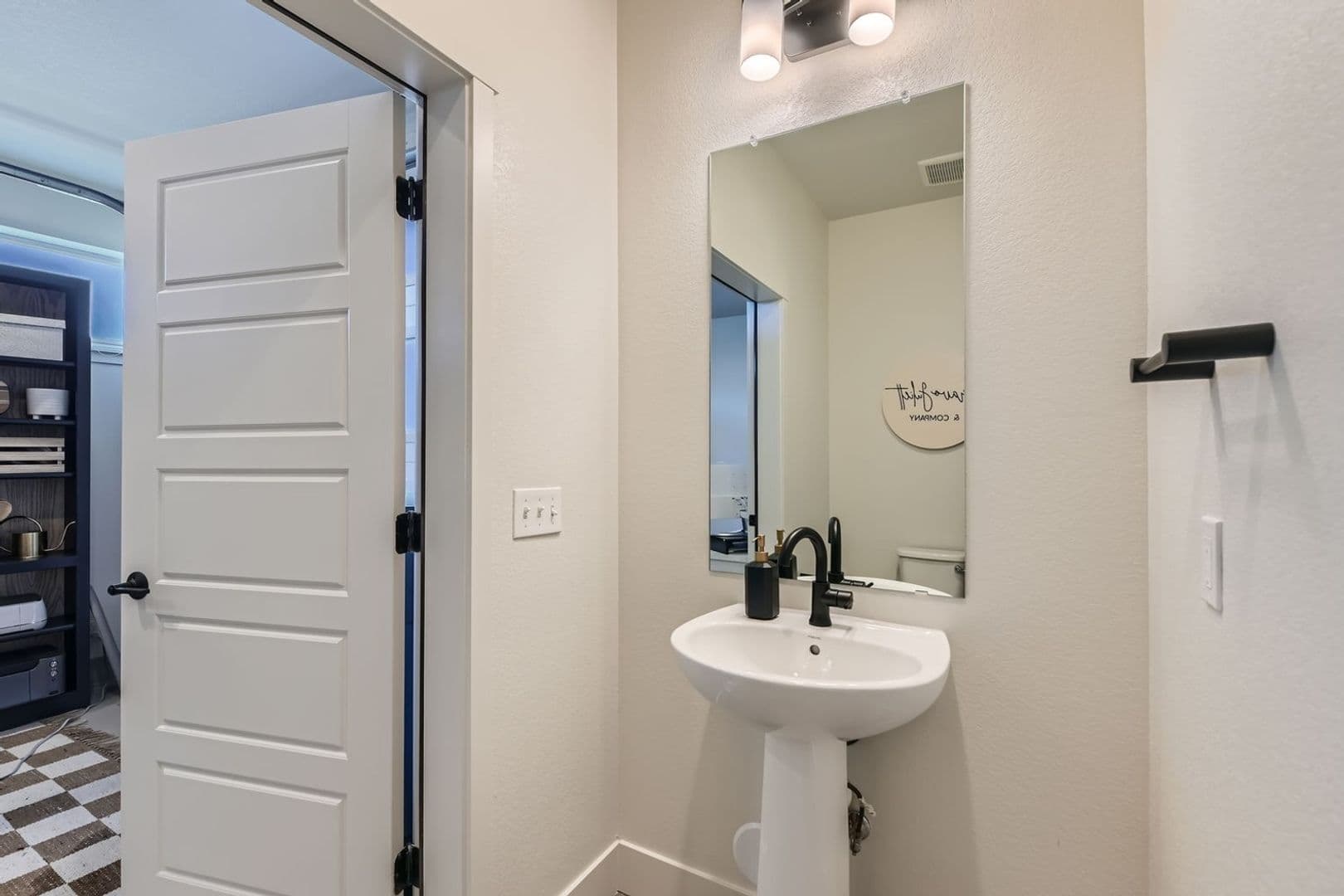 Broomfield Townhome: 2092 Alcott Way