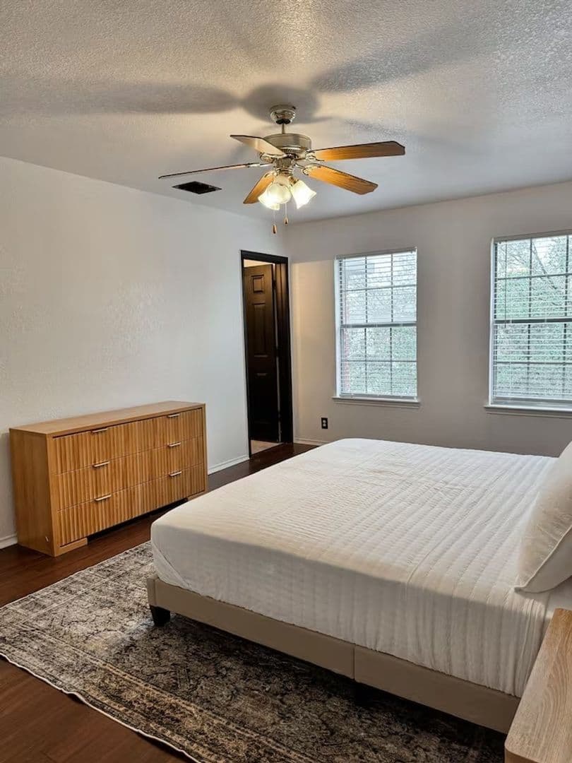 San Antonio House: 9026 Mint Julep