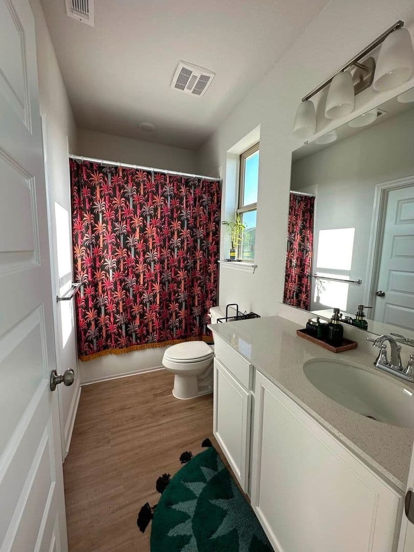 Austin House: 7403 Lauper Dr