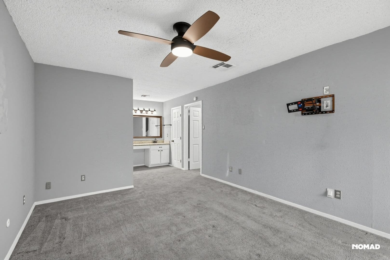 Houston Condo: 3566 Ocee St