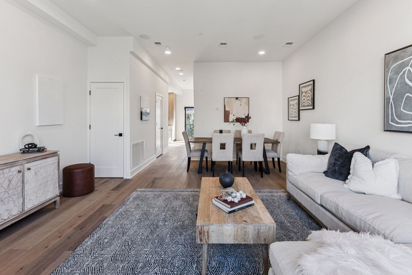 Philadelphia House: 739 N Capitol St