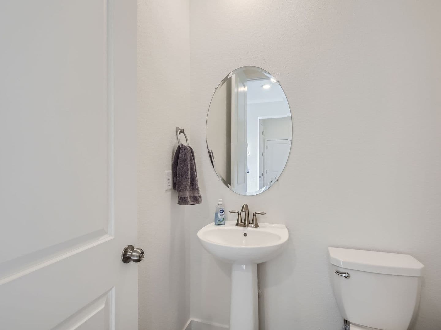 Longmont House: 12885 Bay St