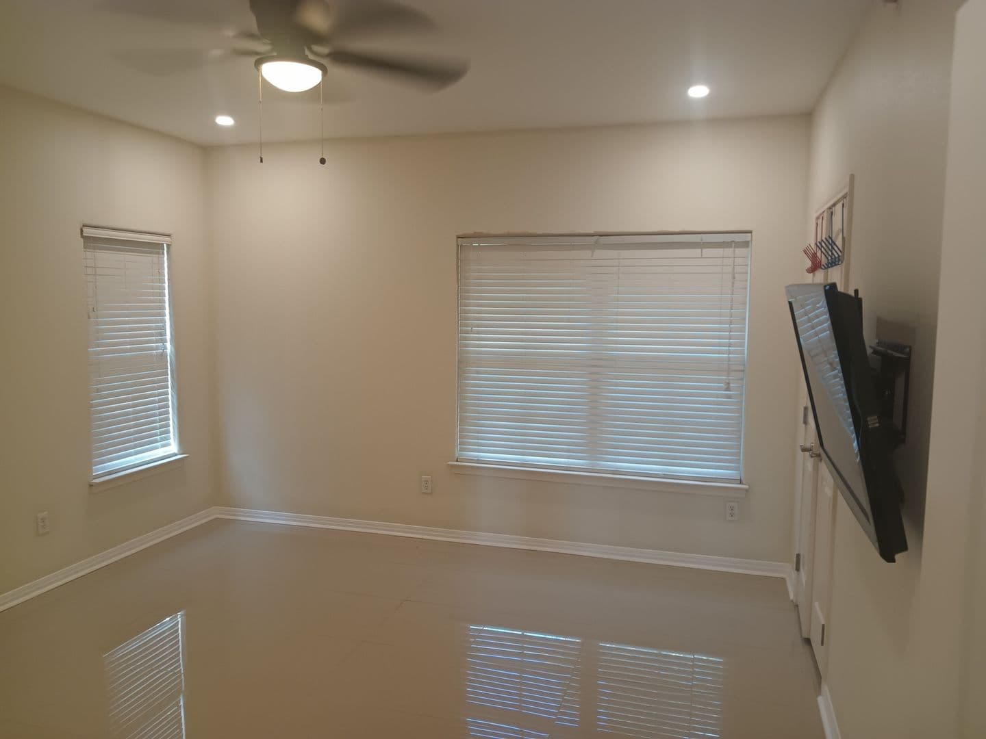 Austin Condo: 6810 Deatonhill Dr