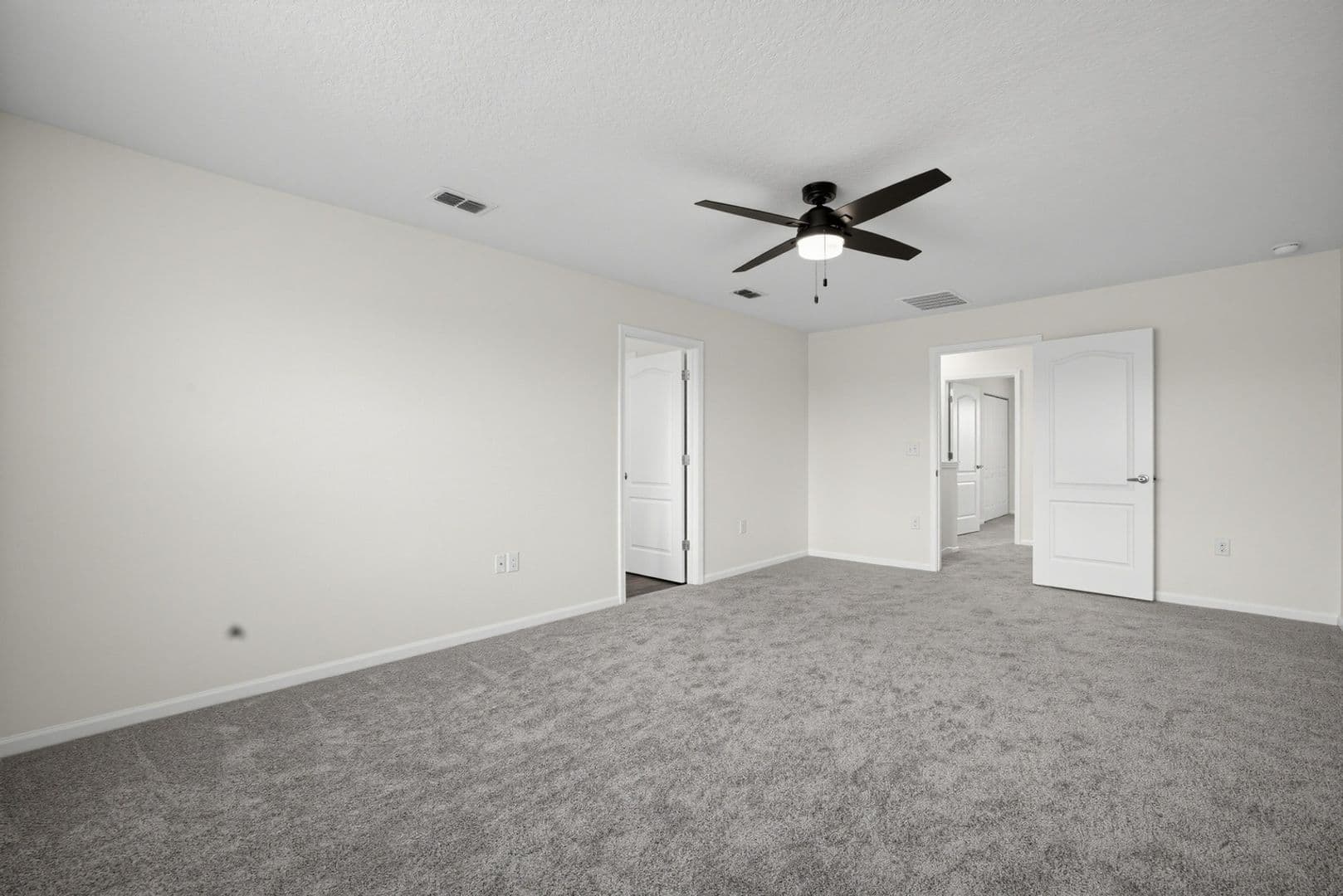 Jacksonville House: 3512 Guppy Ct
