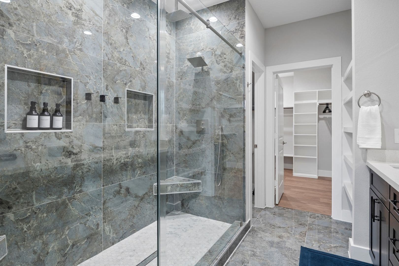 Houston House: 825 Paul Quinn St