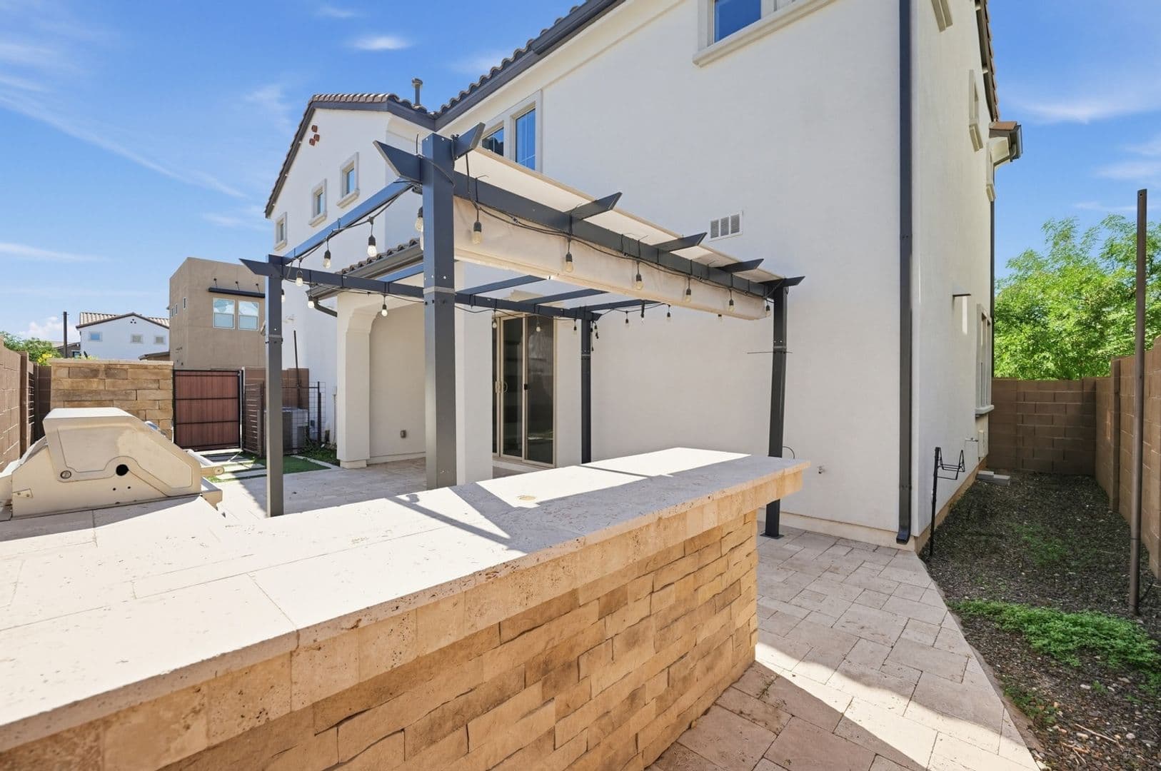 Gilbert House: 1957 S Follett Way