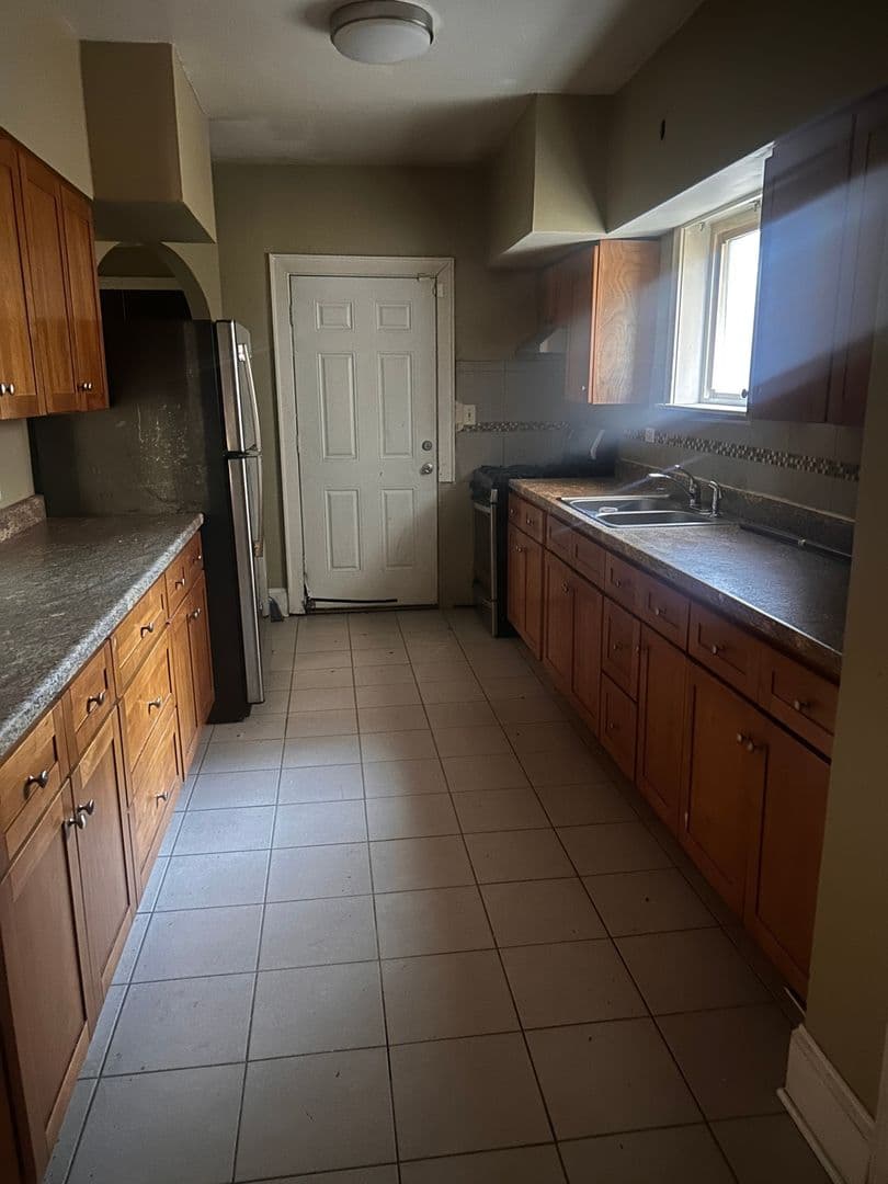 Chicago Townhome: 8235 S Marshfield Ave