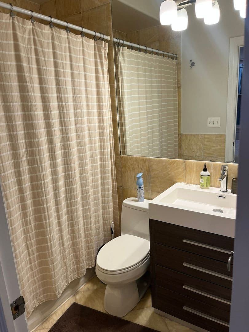 Washington Condo: 2132 11th St NW