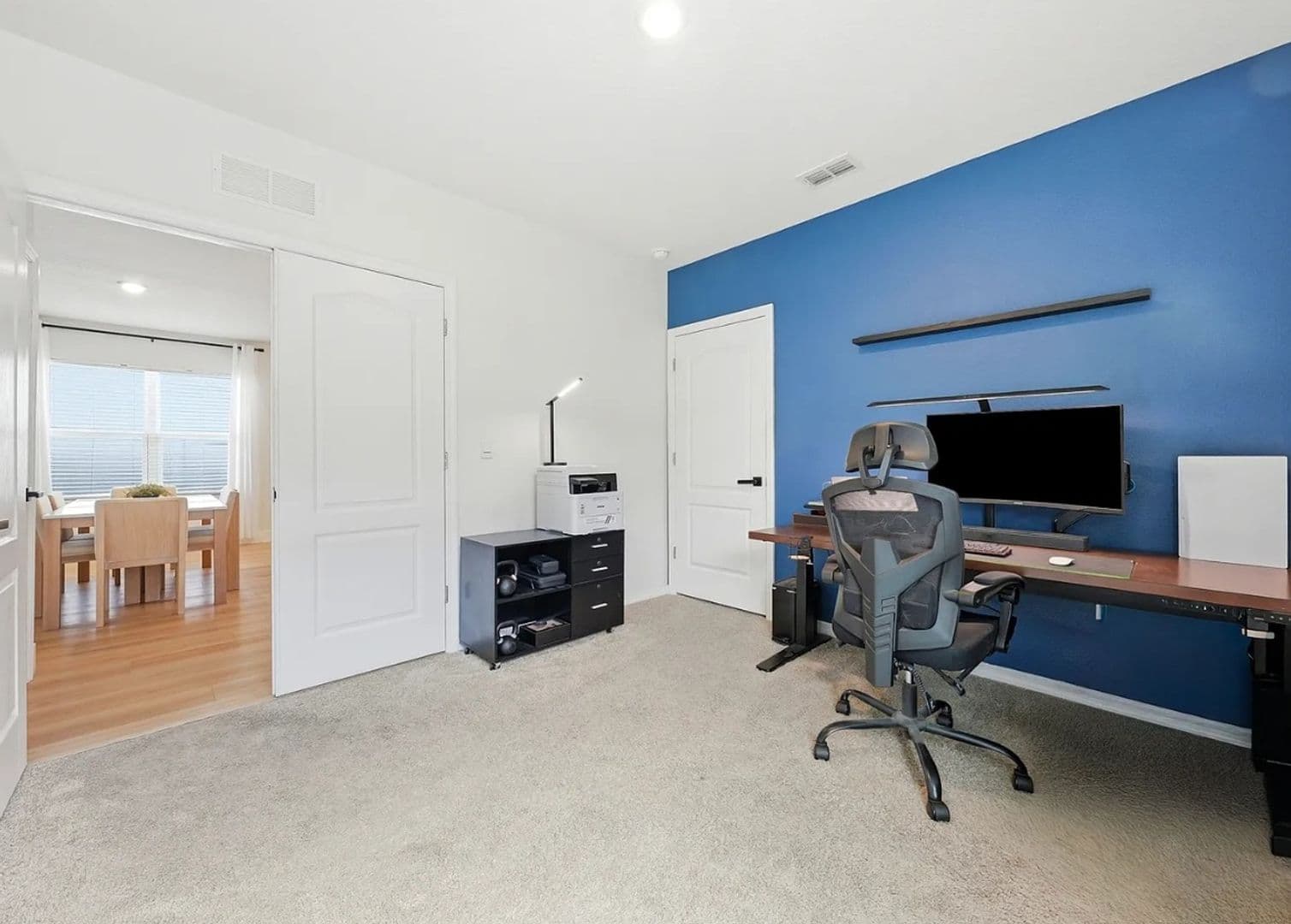 Leesburg House: 30309 Armenia Rd