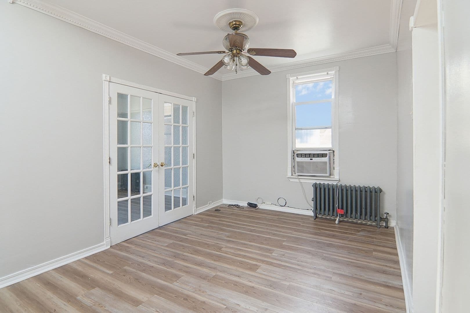 Brooklyn Townhome: 1062 Remsen Ave