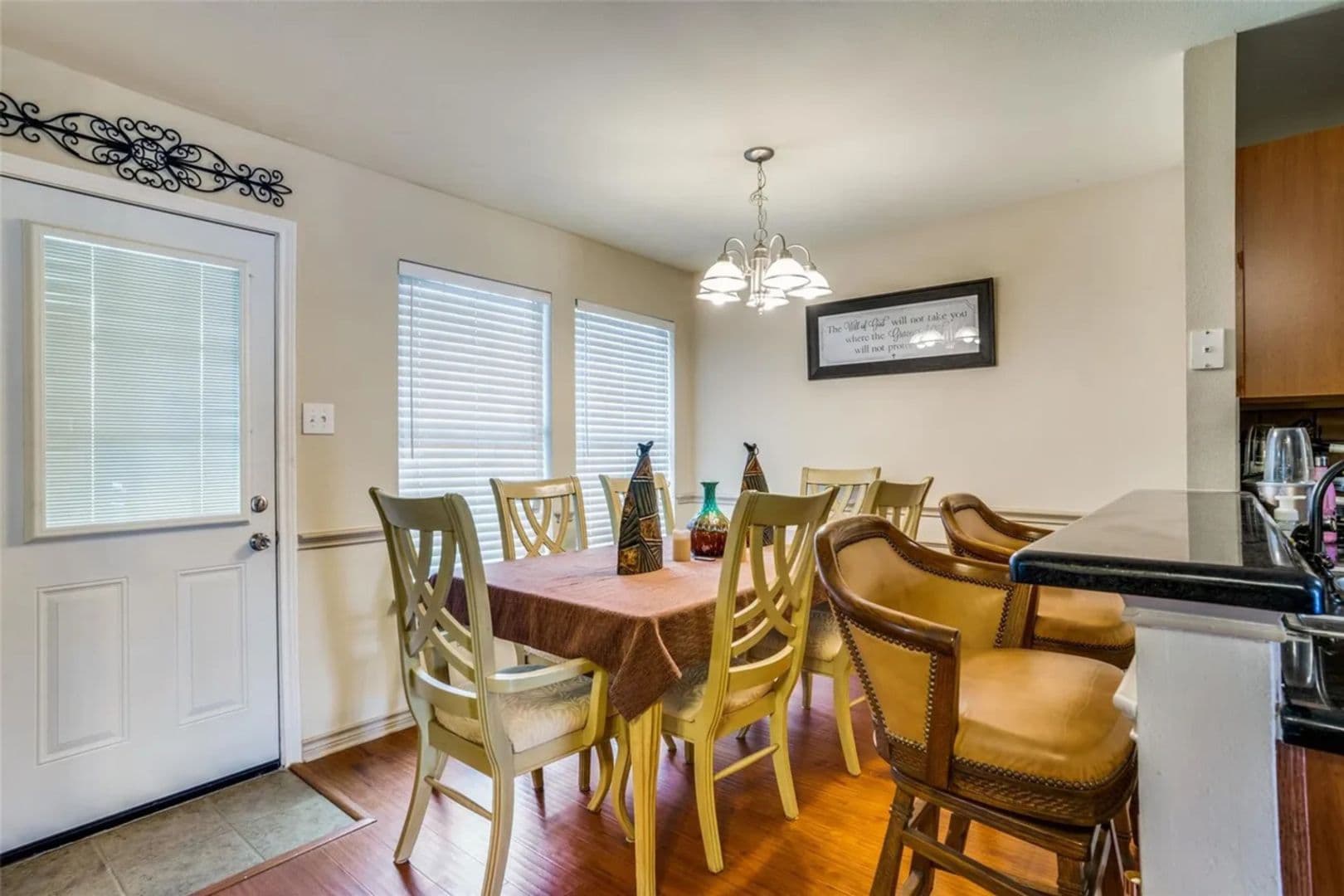 Euless House: 12629 Oceanside Dr