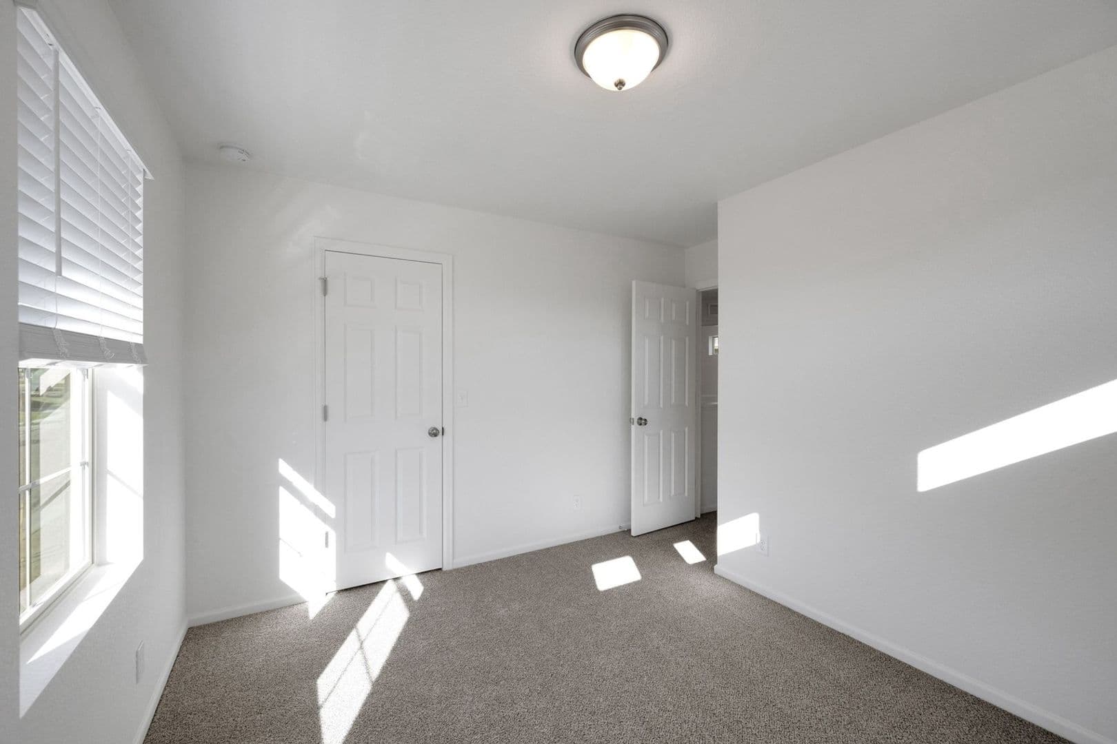 Commerce City House: 16131 E 111th Dr